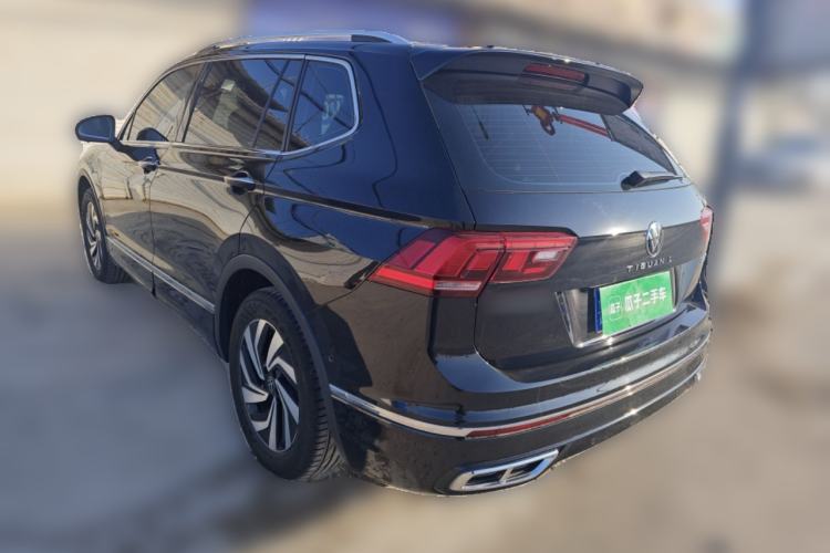 Used Volkswagen Tiguan L 2024 Outstanding Model 330TSI Automatic Two-Wheel Drive R-Line Dragon Glory Edition
