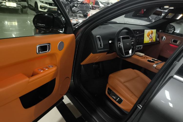 Used Li Auto L9 2022 Max model
