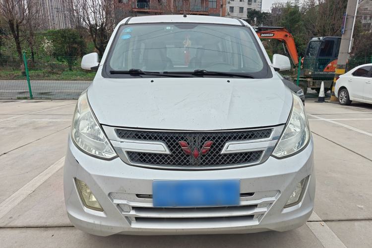 Used Wuling Rongguang V 2016 1.5L Standard Version
