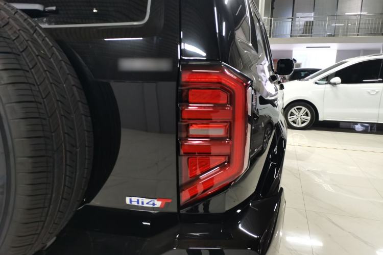 Used Tank 400 New Energy 