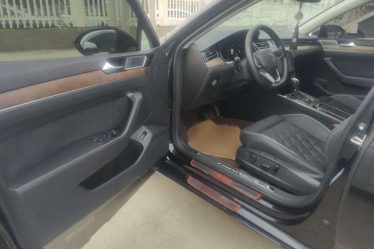 Used Volkswagen Magotan 2020 330TSI DSG Luxury Edition