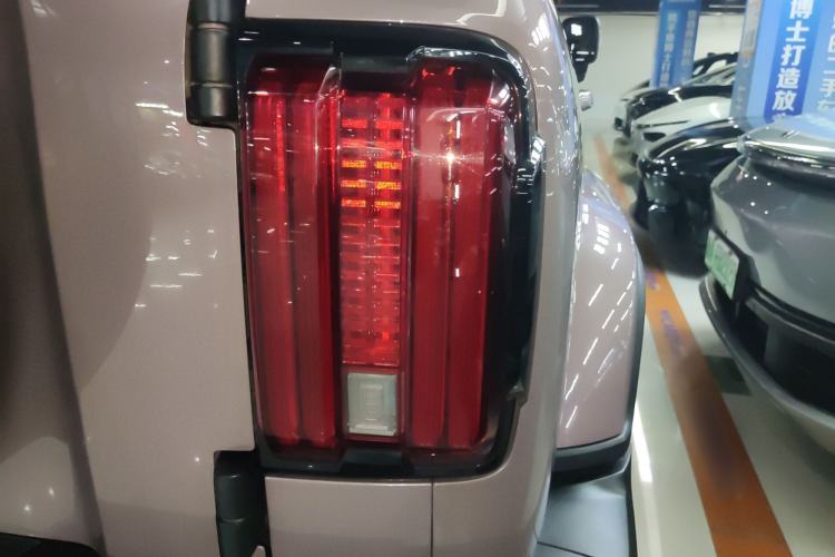 Used Tank 300 2023 City Edition 2.0T—Stylish as Ever