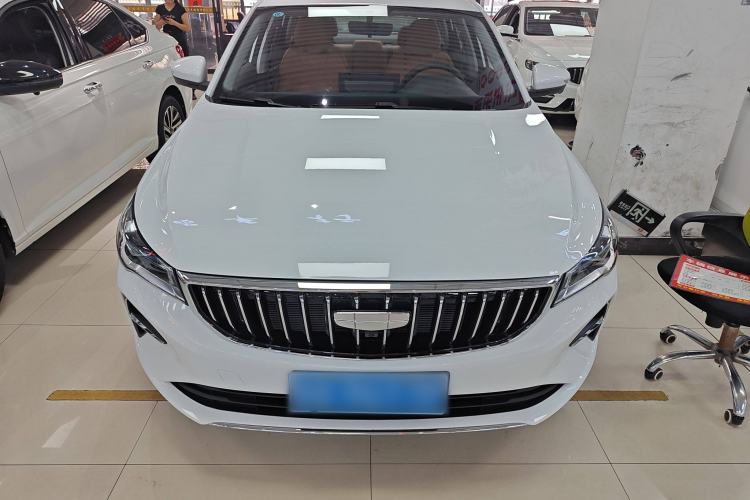 Used Geely Auto Emgrand 2025 4th Generation 1.5L CVT Flagship Version
