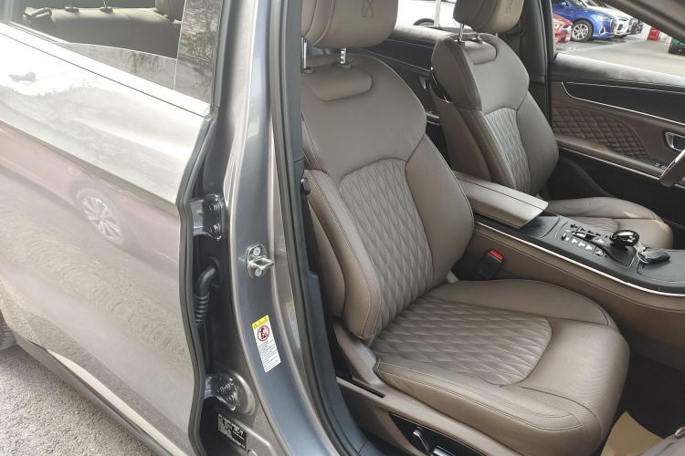 Used BYD Han 2023 DM-i Champion Edition 121KM Prestige Model