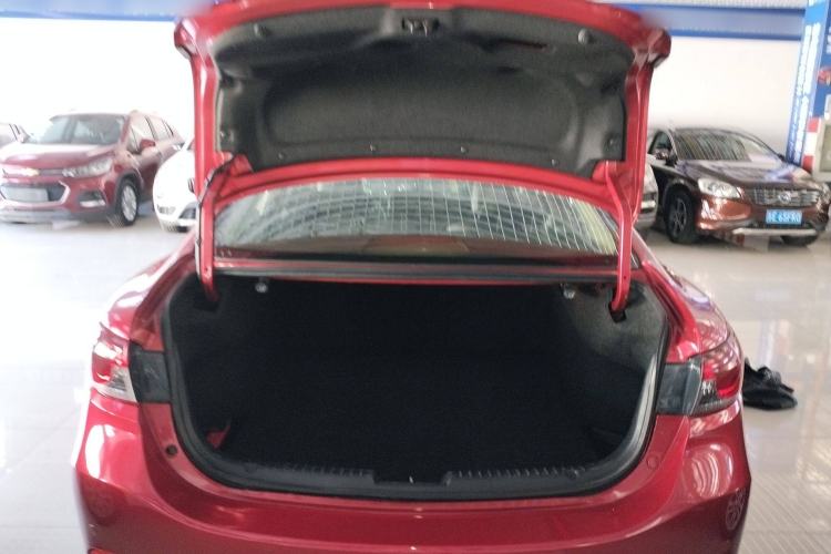 Used Mazda Atenza 2015 2.5L Blue Sky Sport Edition
