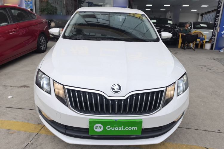 Used Skoda Octavia 2019 TSI230 DSG Smart & Comfort Edition China VI Standard
