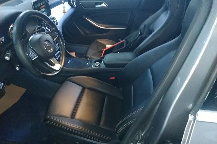 Used Mercedes-Benz GLA 2016 GLA 200 Fashion Model
