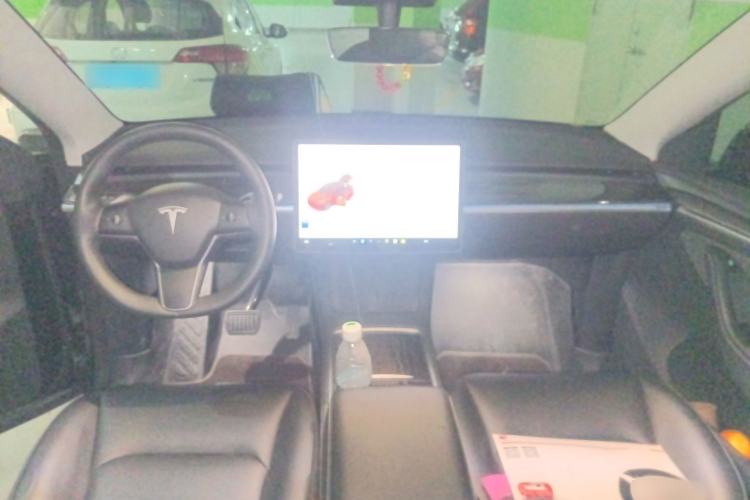 Used Tesla Model Y 2023 Long-Range All-Wheel-Drive Version