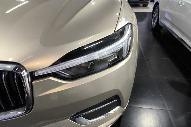 Used Volvo XC60 2021 T5 4x4 Smart Luxury Edition