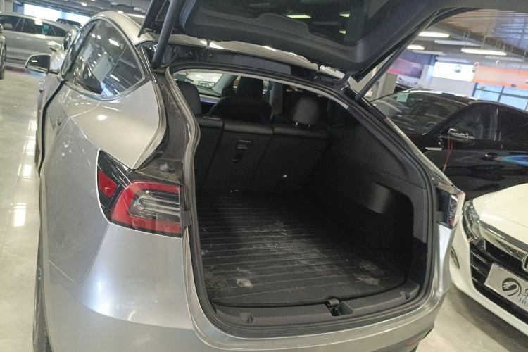 Used Tesla Model Y 2024 Rear-Wheel-Drive Version
