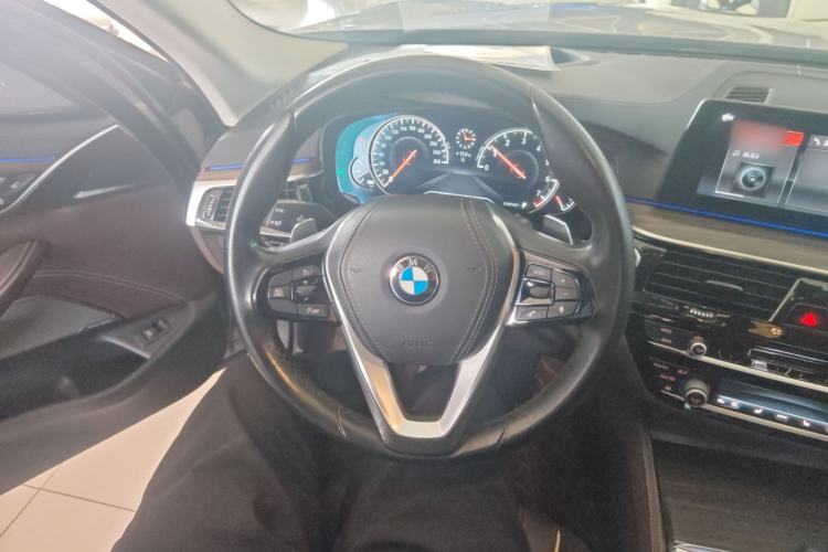 Used BMW 5 Series 2018 530Li Luxury Edition Premium Package
