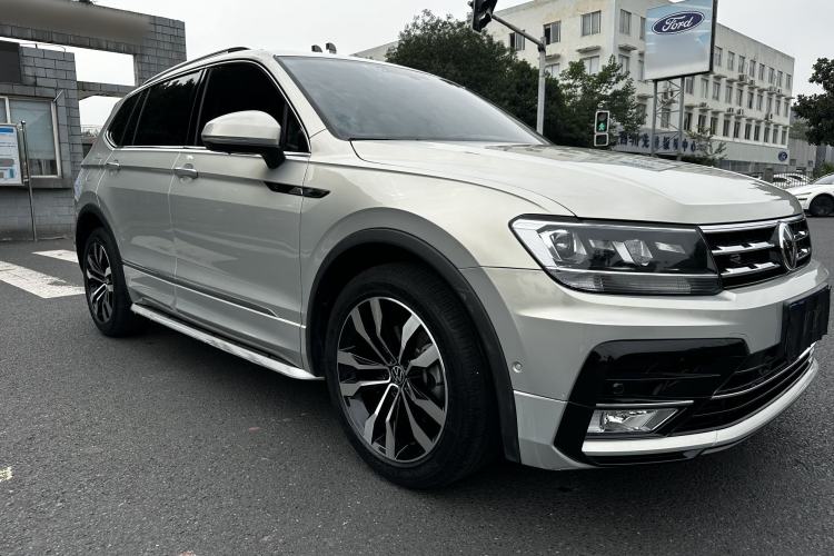 Used Volkswagen Tiguan L 2021 330TSI Automatic Two-Wheel Drive R-Line Enhanced Edition