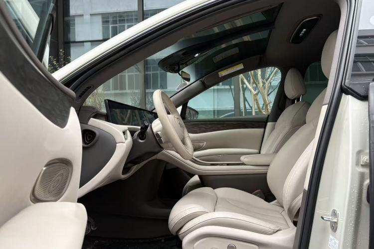 Used  LS7 2025 New Edition Ultra
