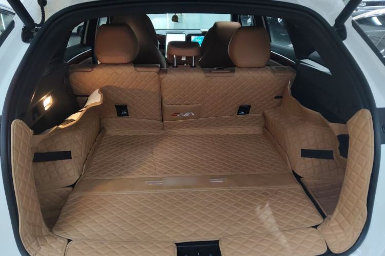 Used  L7 2025 EM-i 115km Exploration+ Edition