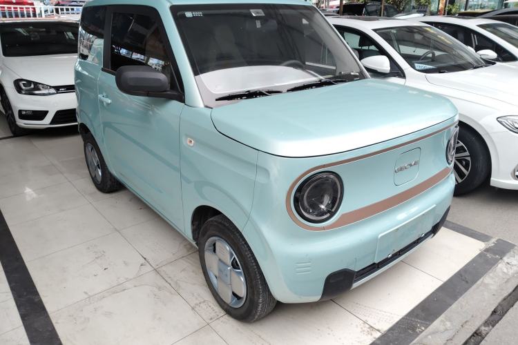 Used Geely Galaxy Panda 2023 Panda Mini 200km Endurance Bear
