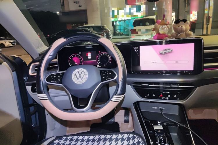 Used Volkswagen Lamando 2022 Lavida L 280TSI DSG Cool & Spicy Edition
