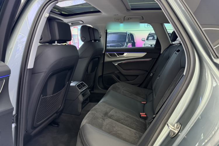 Used Audi A6 2021 allroad quattro Explorer 55 TFSI Prestige Off-Road Model
