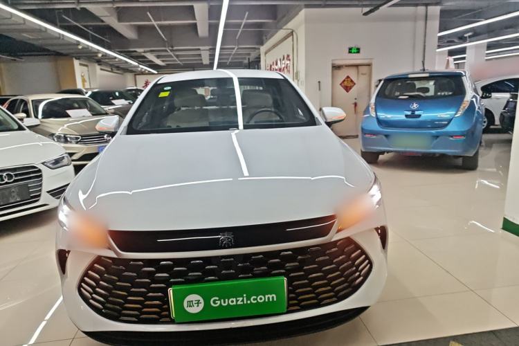 Used BYD Qin PLUS 2025 DM-i Smart Drive 55KM Leading Model
