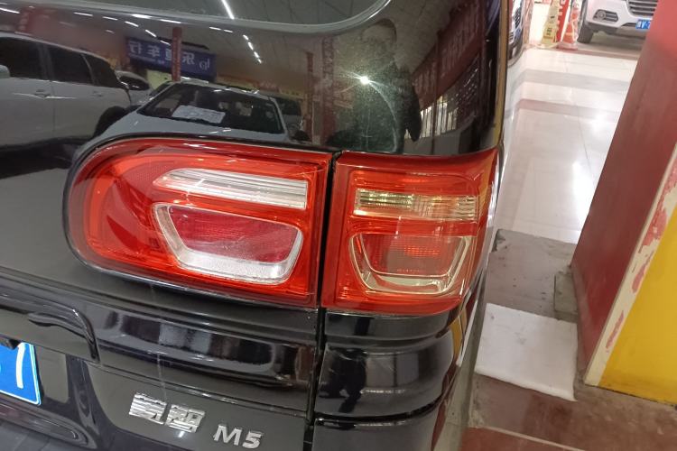 Used FORTHING Lingzhi 2019 Facelifted M5L 1.6L 7-Seater Base Model China VI Standard