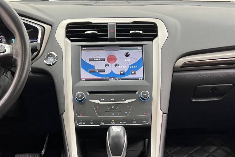 TDK.VehicleDetails.img