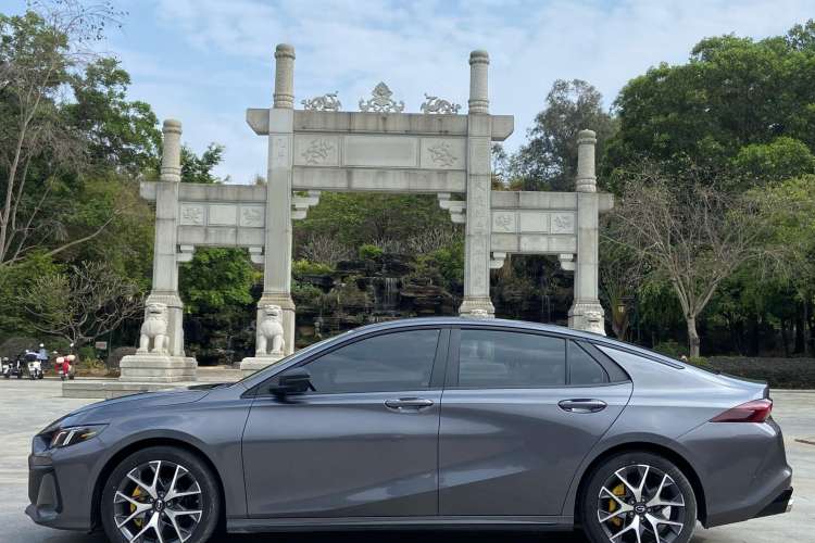 Used GAC Trumpchi EMPOW 2021 270T DCT J16 Version
