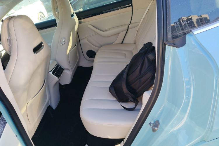 Used Hima Luxeed R7 2025 Range-Extended Version 251 km Max
