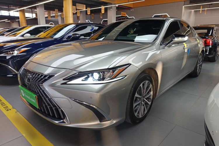 Used Lexus ES 2021 200 Luxury Edition
