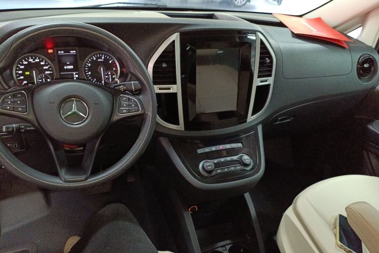 Used Mercedes-Benz Vito 2023 2.0T Elite Version 7 Seats