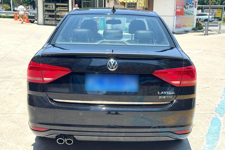 Used Volkswagen Lavida 2017 1.6L Automatic Fashion Edition