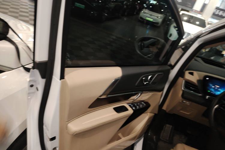 Used Buick Century 2023 2.0T Seven-Seater Deluxe Edition
