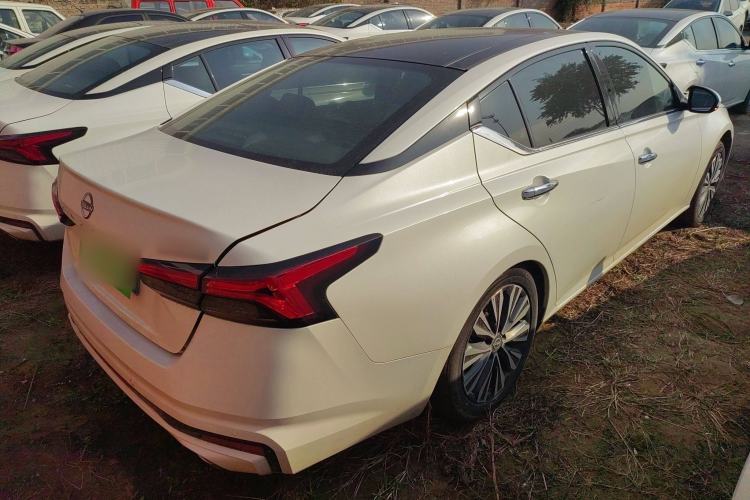 Used Nissan Teana 2022 2.0L XL-TLS Enjoyment Edition
