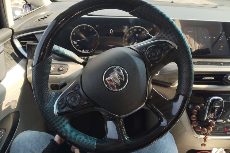 Used Buick GL8 2022 ES Landtrek 653T Comfort Edition
