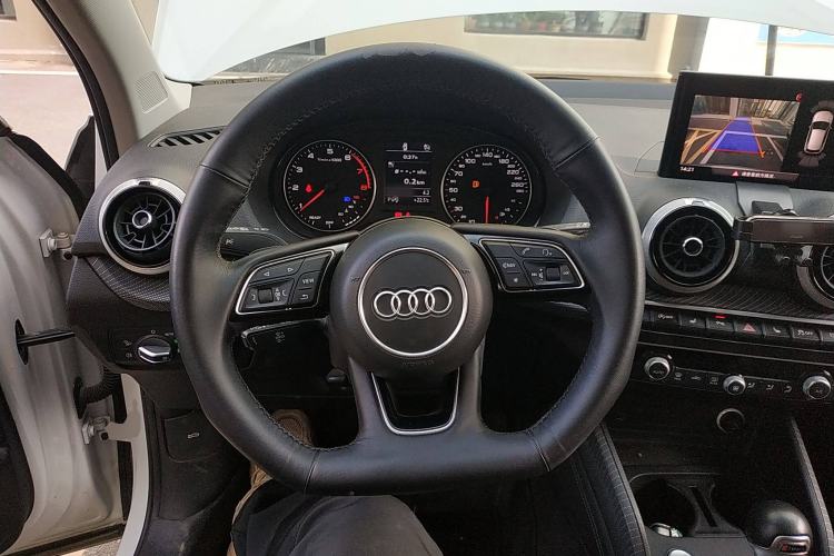 Used Audi Q2L 2022 35 TFSI Fashion Dynamic Model
