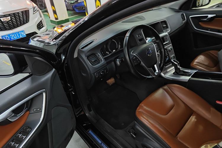 Used Volvo S60 2017 S60L T4 Smart Range Edition