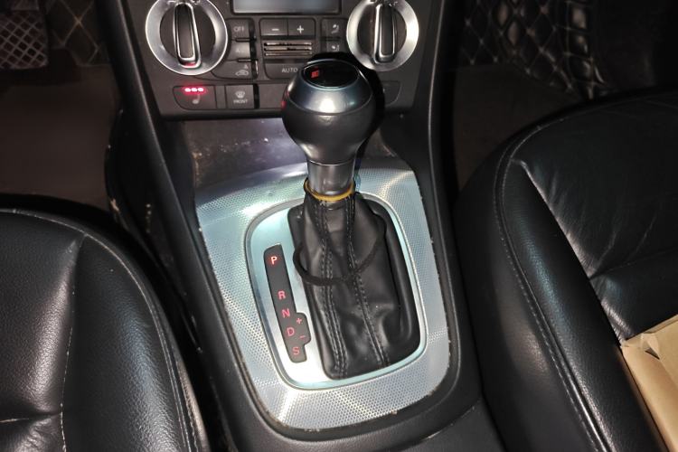 Used Audi Q3 2015 35 TFSI Millionth Anniversary Comfort Model