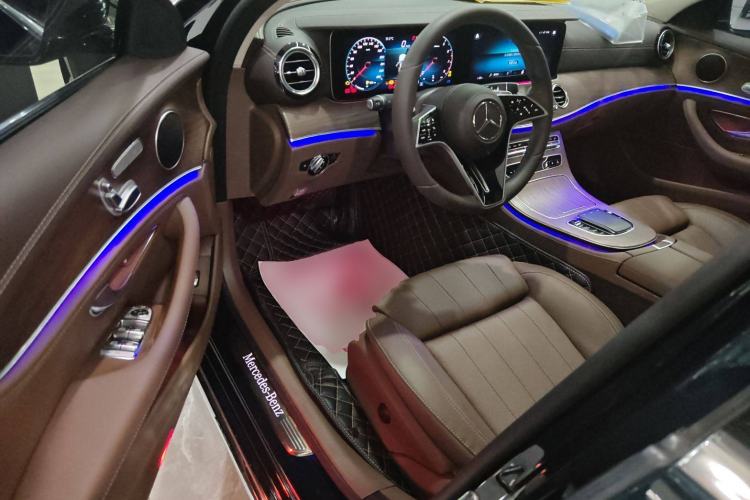 Used Mercedes-Benz E-Class 2023 Facelift E 260 L
