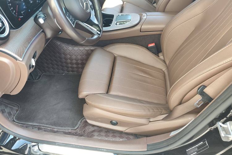 Used Mercedes-Benz E-Class 2023 Facelift E 260 L
