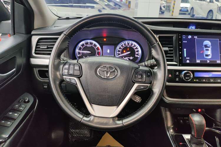 Used Toyota Highlander 2015 2.0T Four-Wheel Drive Luxury Edition 7-Seater
