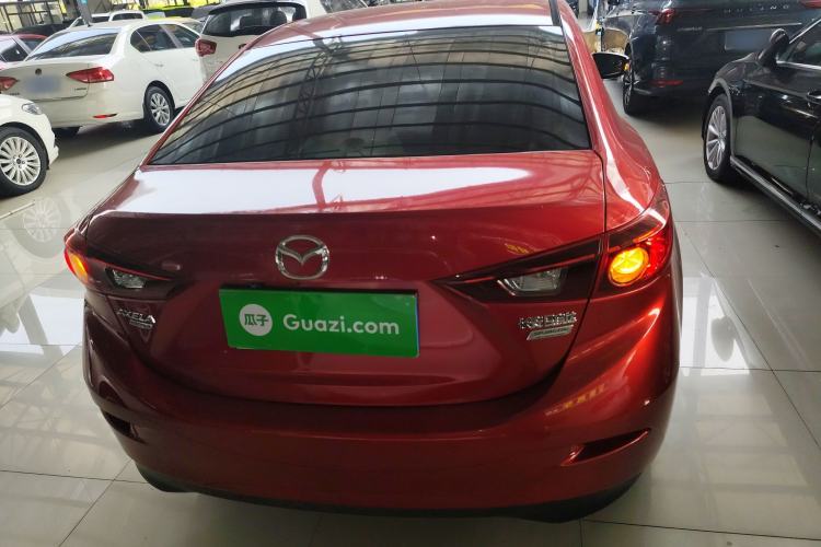 Used Mazda Mazda 3 Axela 2014 Sedan 1.5L Automatic Luxury Model