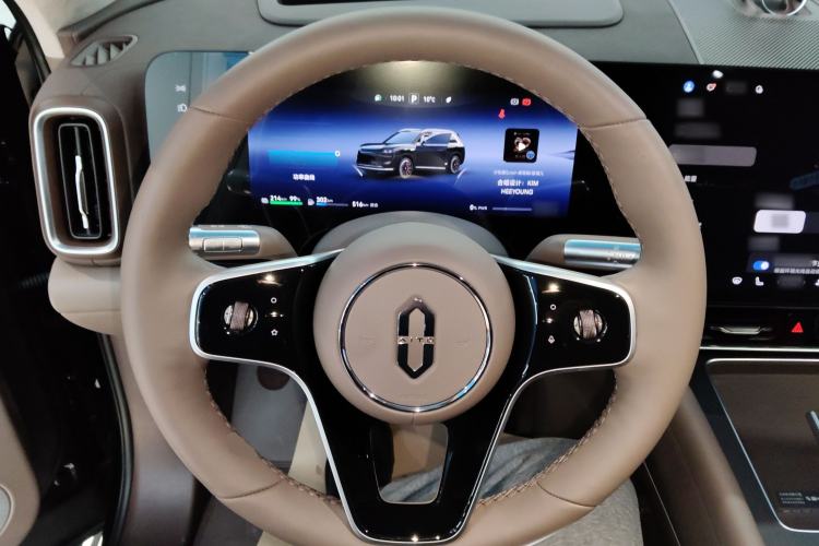 Used Hima AITO M9 2025 Extended-Range Ultra Version 52 kWh 6-Seater
