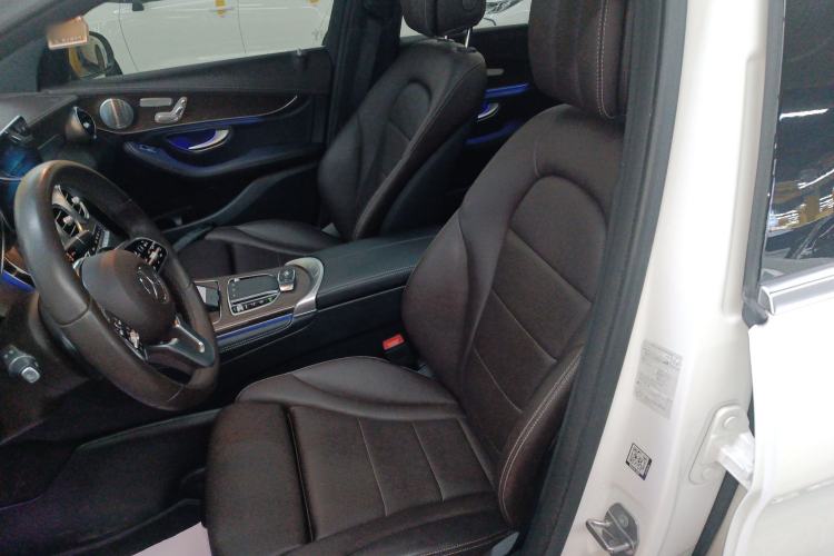 Used Mercedes-Benz GLC 2020 Facelift GLC 260 L 4MATIC Luxury Edition
