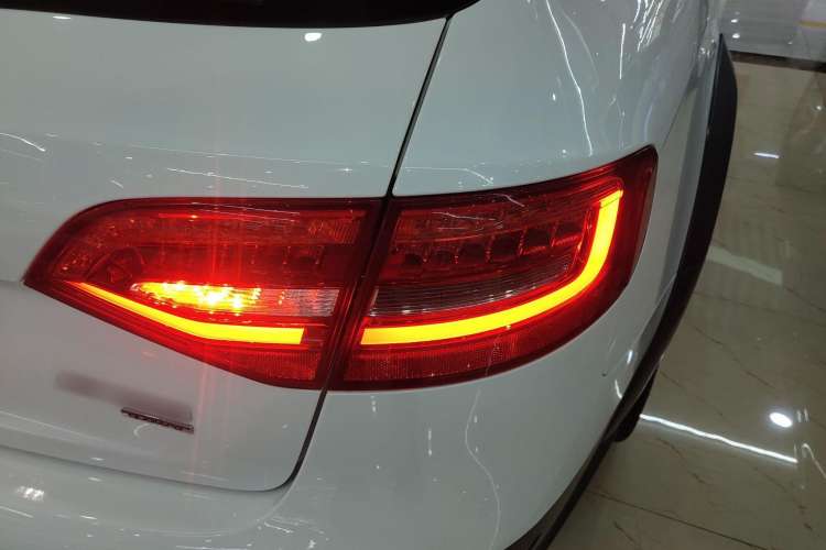 Used Audi A4 2014 40 TFSI allroad quattro plus version
