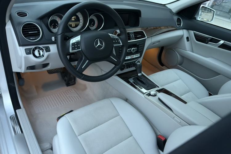 Used Mercedes-Benz C-Class 2013 C 260 Elegant Grand Edition
