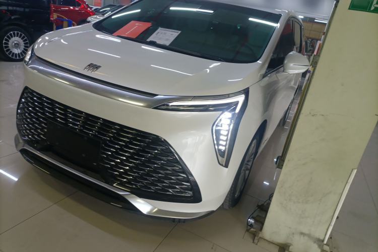 Used Buick Century 2023 2.0T Six-Seater Yinshi Edition
