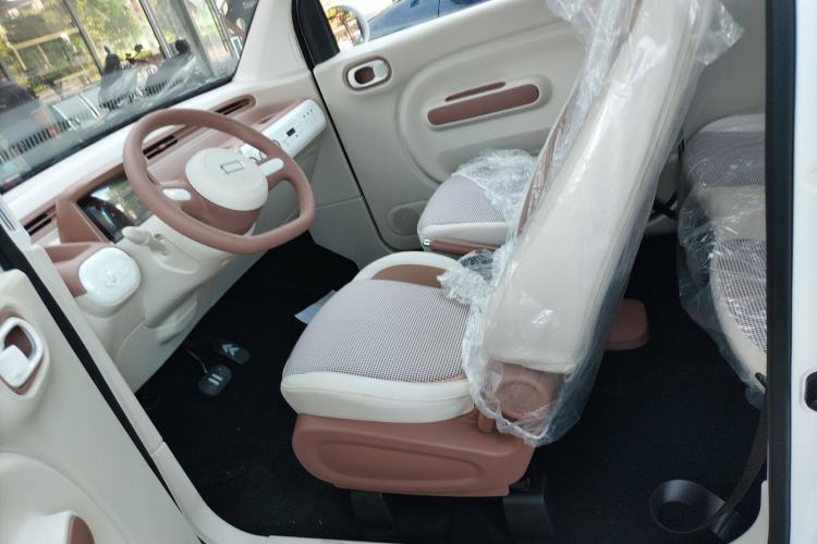 Used Bestune Pony 2025 222km Range Agile Horse
