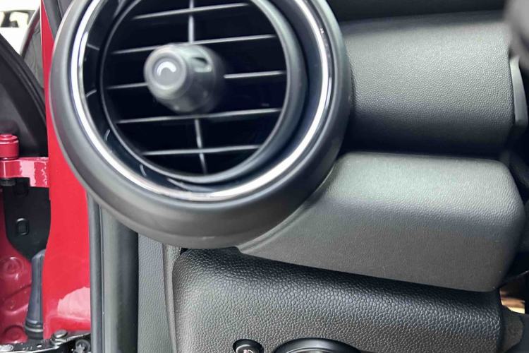 Used  MINI 2016 1.2T ONE Pioneer Edition
