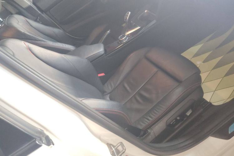 Used BMW 3 Series 2014 320i Sport Design Package
