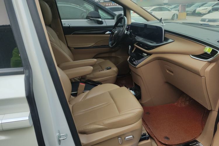 Used Buick GL8 2020 ES Land Cruiser 653T Flagship Model