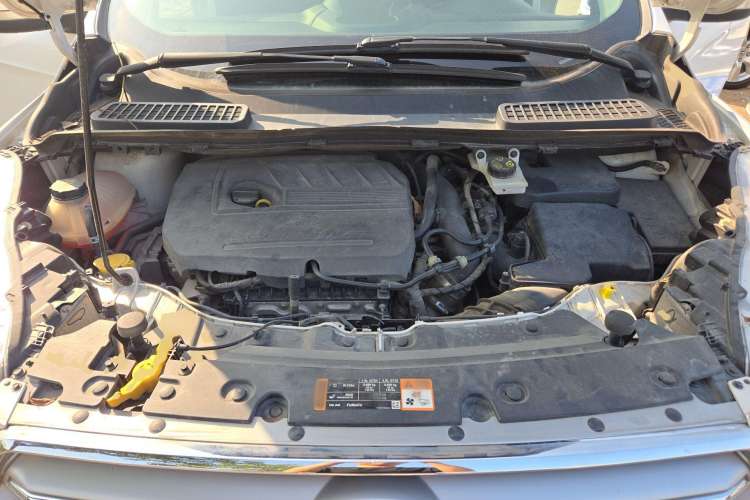 Used Ford Kuga 2017 EcoBoost 180 Two-Wheel-Drive Tiger Leap Model
