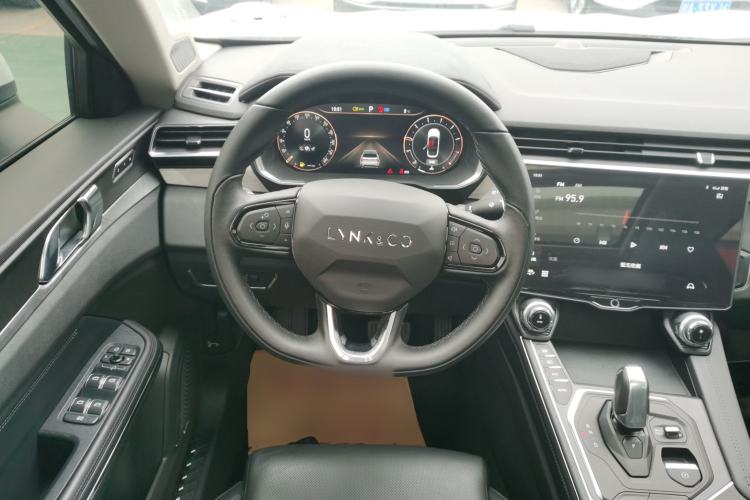 Used Lynk & Co 01 2021 2.0TD Two-Wheel-Drive Pro Trim
